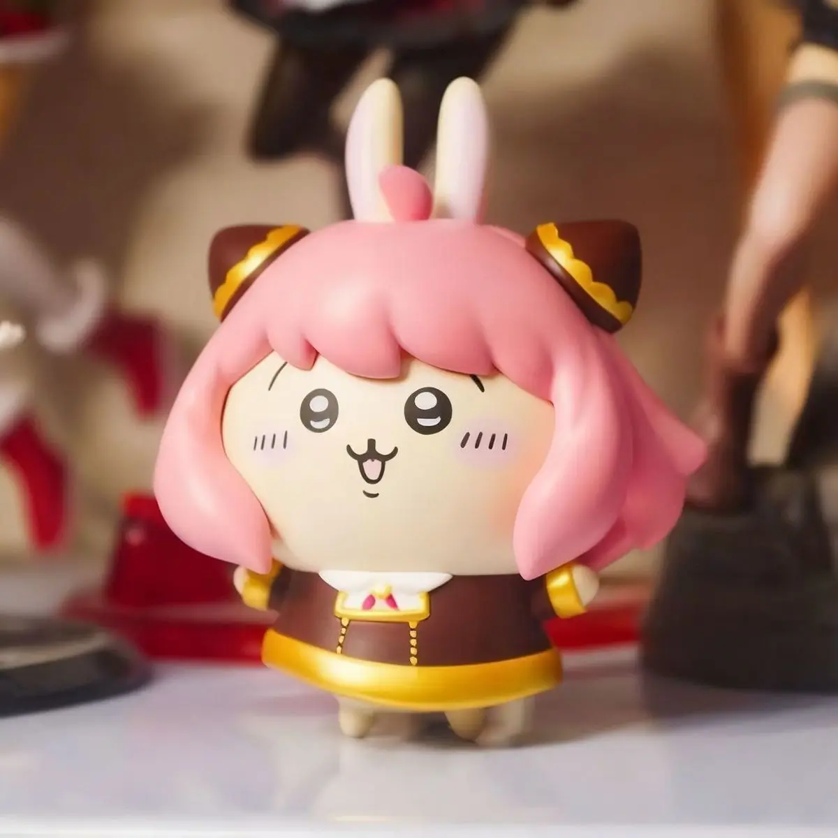 새로운 Q 버전 스파이 패밀리 애니메이션 피규어 수집용 PVC 인형 선물 우사치 미소녀 데스크탑 장식 (중국산)