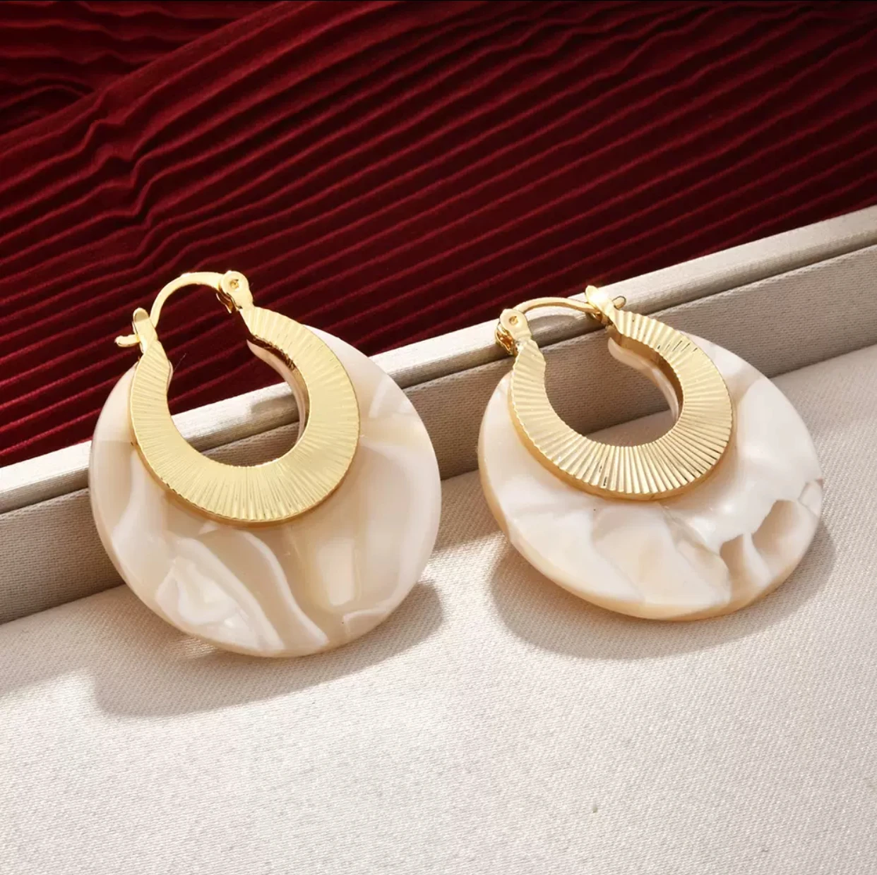 [Personality] Autumn and winter new luxury high-end retro leopard print internet celebrity fashion elegant earrings