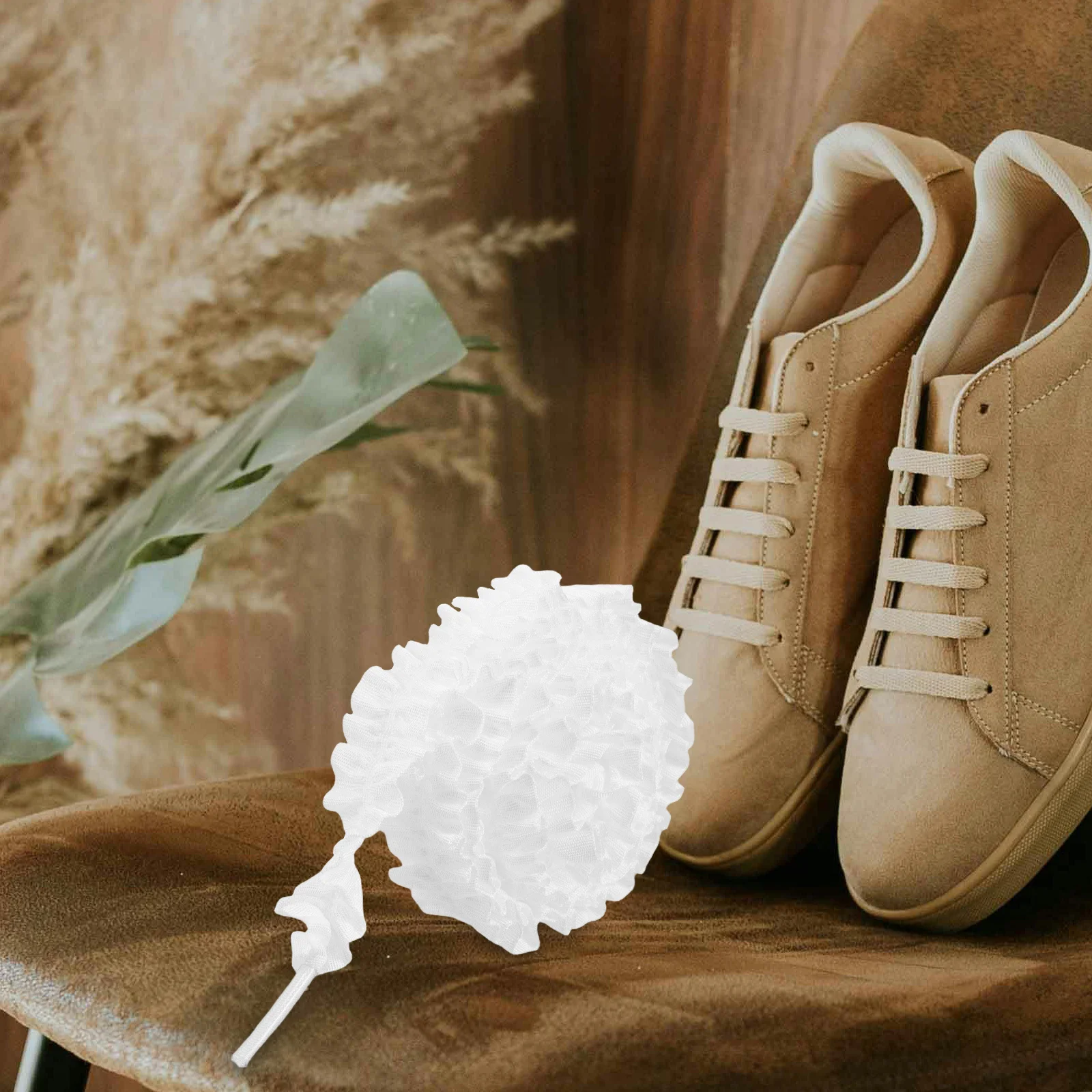 

2Pairs Cute Ruffle Lace Shoelaces Women Decorative Fashion Ribbon for Sneakers Boots Casual Shoes Ruffle Shoelaces Decorative