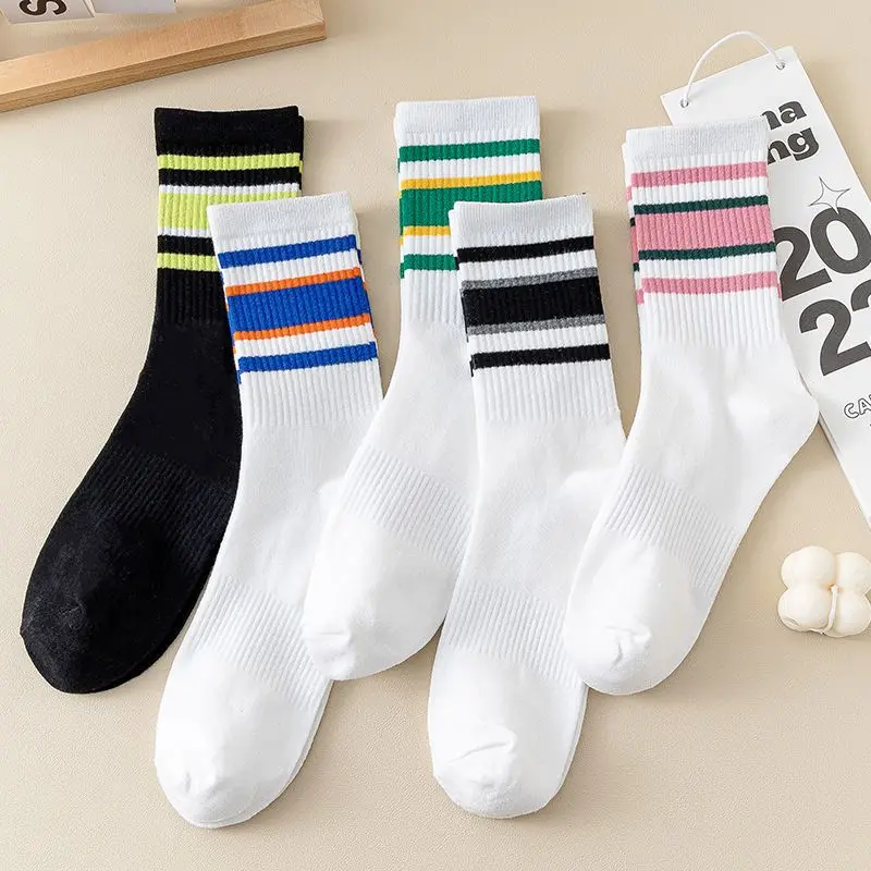 Women's Stockings White Couple Cotton Socks It Can Be Worn All Seasons Color Stripe Girdle Waist Sport Basketball Neutral Socks