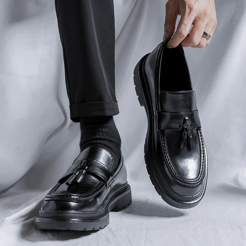 

Patent Leather Shoes with Thick Soles Loafers Fashion Luxury Men Slip on Mocassin Shoe Black Breathable Thick Soled Slip-on Shoe