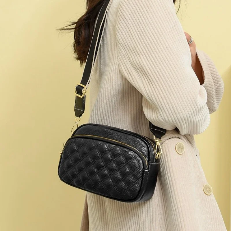 

Superior Women's Shoulder Bag Made Of Bobcat-Print Leather Featuring Vienna Neat Lightweight Soft Daily Modern Look