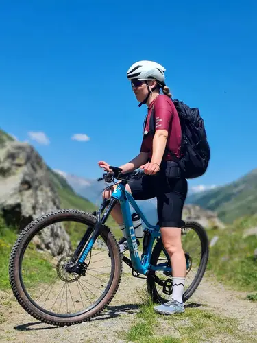 Imagen 2 del producto DAREVIE-pantalones cortos de ciclismo para hombre con bolsillos, pantalones cortos de ciclismo para hombre, pierna de 5CM, ropa de ciclismo para equipo profesional Gipper, 2025