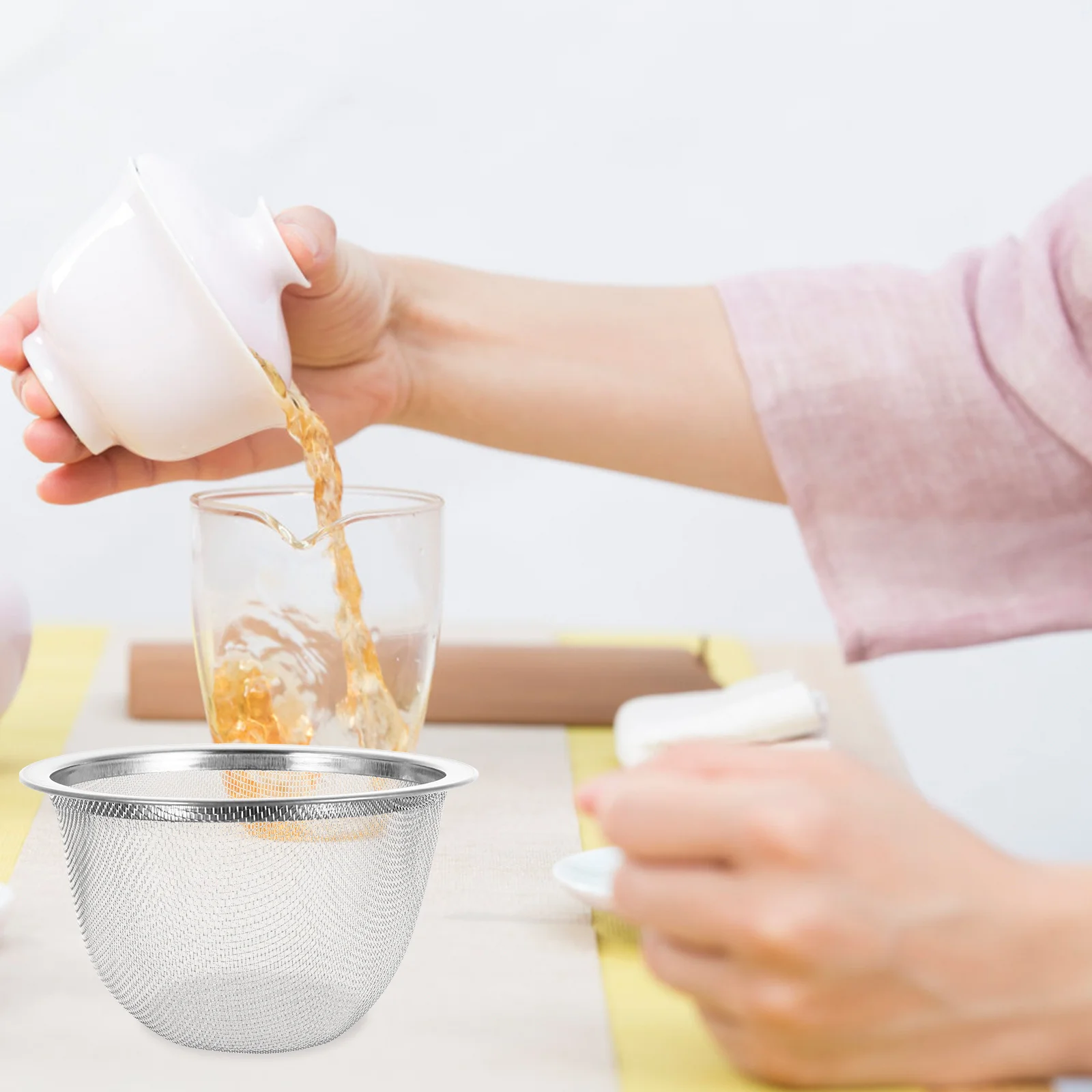 

8Pcs Reusable Tea Steeper Stainless Steel Tea Strainer Large Capacity for Loose Leaf Infusion Metal Filter Modern Design