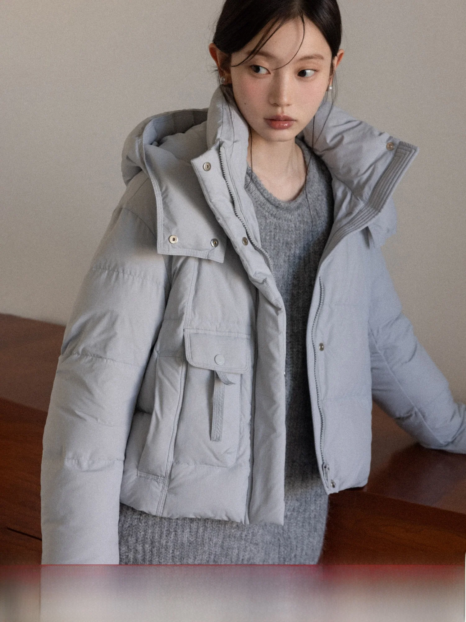 

Синяя утепленная зимняя куртка с капюшоном для женщин, повседневное свободное пальто с наполнителем из белого пуха, универсальное всесезонное.