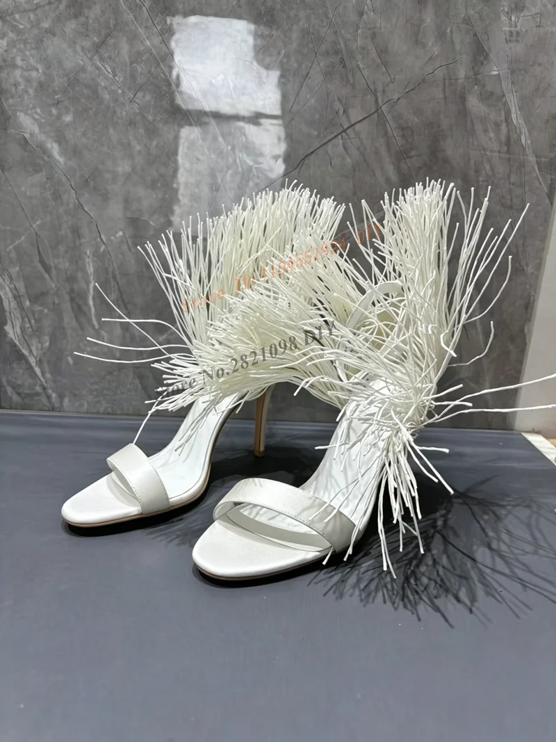 White Long Tassel Women's Sandals Ankle Decorate Striking Raffia Grass Bouncy Ball Ladies High Heel Party Shoes