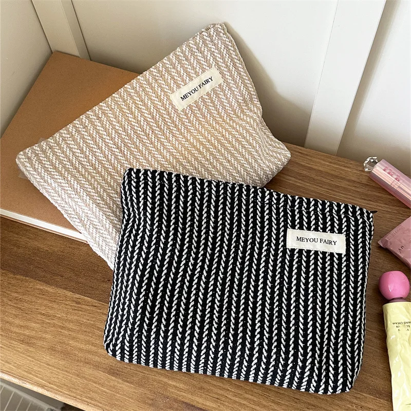 Korean Simple Vertical  Stripe Make Up Bag Soft Cloth Multifunctional Storage Pouch Women Daily Lipstick Earphone Handheld Purse