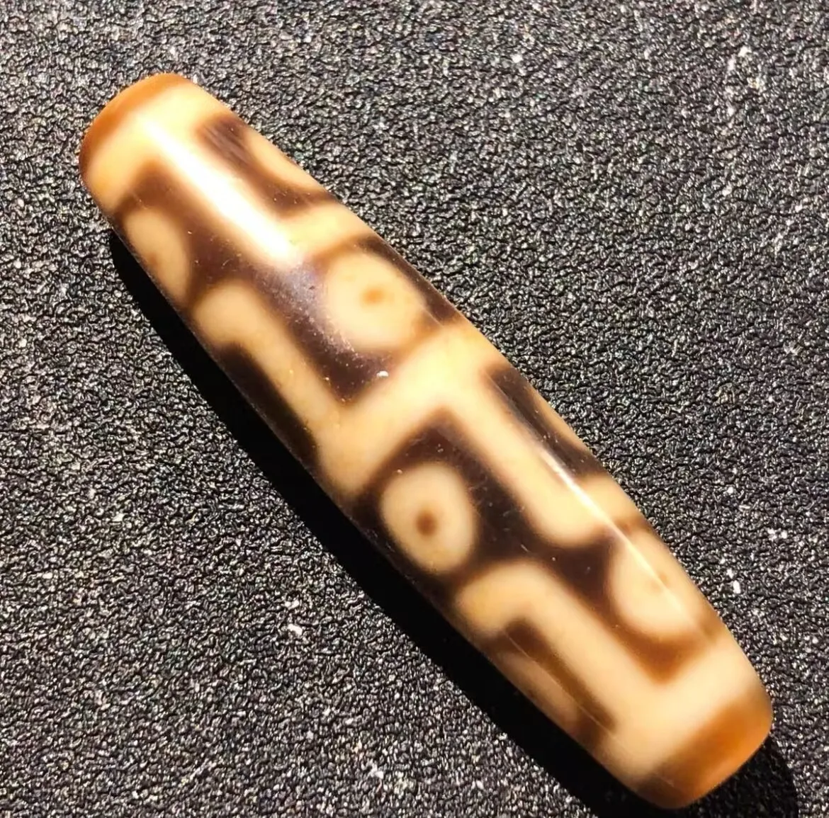 קסם טיבטי עור דרקון אגייט ישן 12 עין טוטם 12.5*50.9mmmmb031