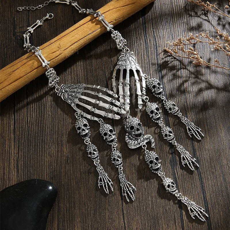 LZHLQ Necklace Skeleton Head Long Chain Female Fashion Accessories Collar Skull Necklace Punk Women Chunky Jewelry