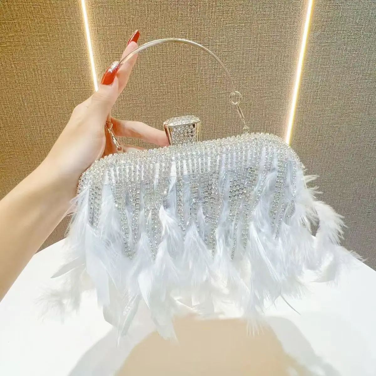 Autumn Fashion Ostrich Hair Women's Handbag Glitter Shiny Diamond Tassel Evening Bag Wedding Party Clutch Purse Crossbody Bag