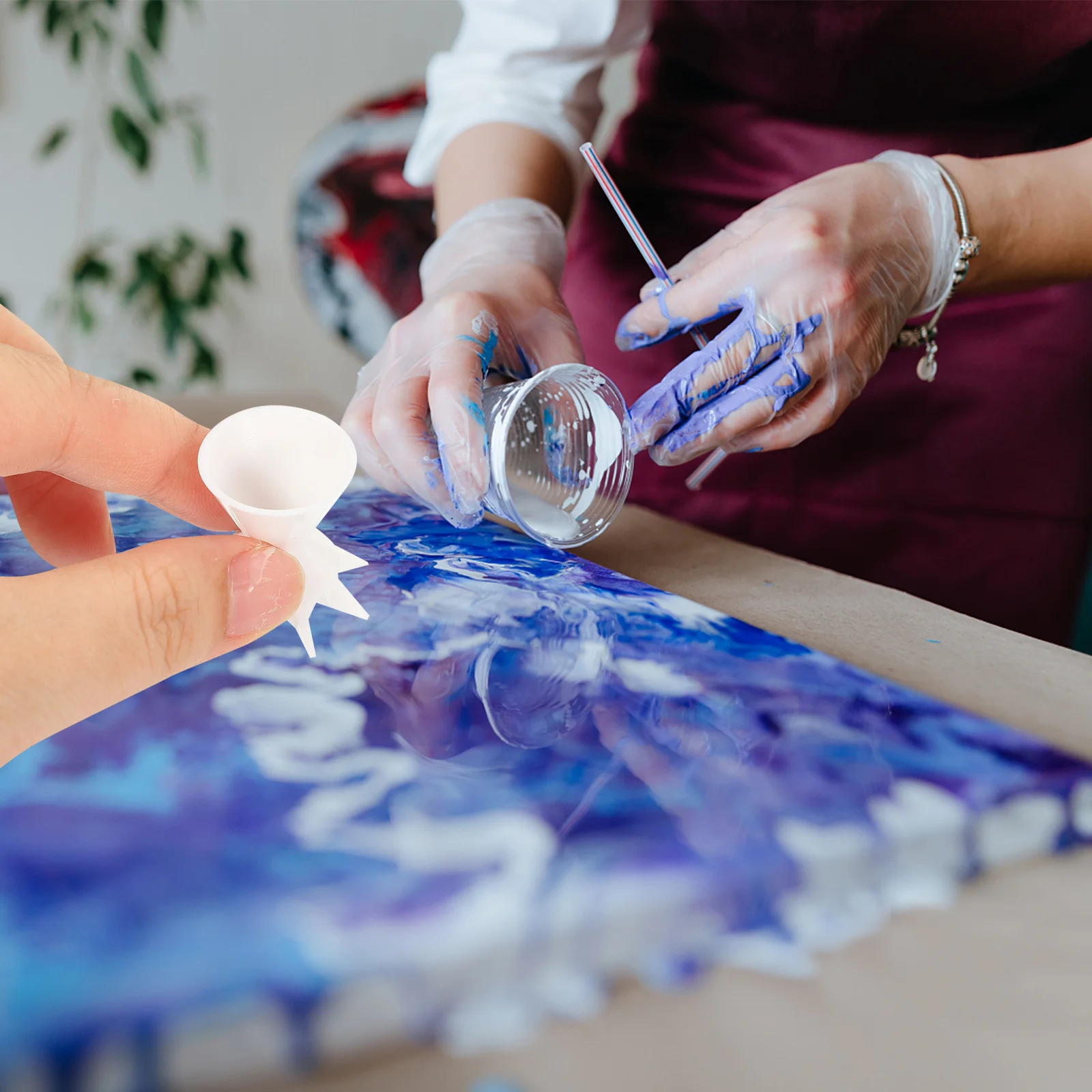 

3Pcs Split Cups for Painting Pouring Reusable Plastic Pouring Cups with Sturdy Design Perfect for Artists Students Painting