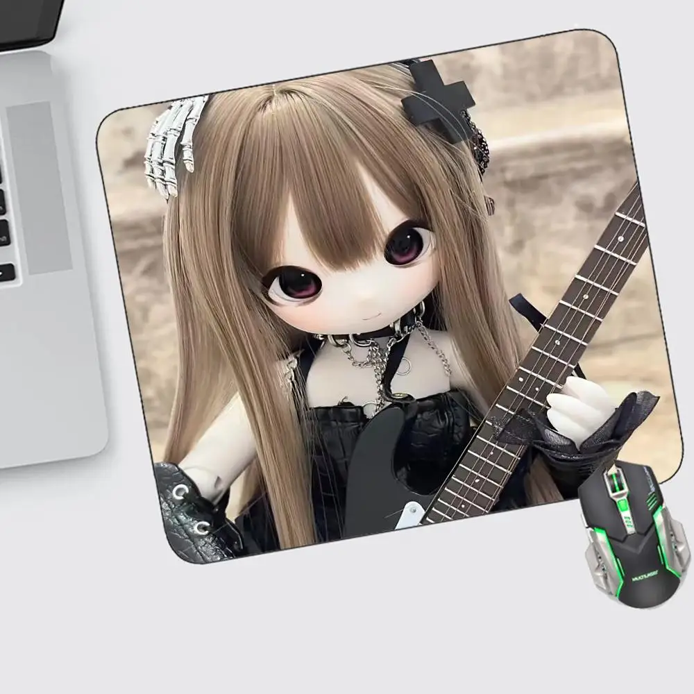

Barbie Dolls Mouse Pad Small Mouse Pad Gaming Accessories Offices Keyboard Computer Desk Mat Pc Gamer Non-slip Mousepad