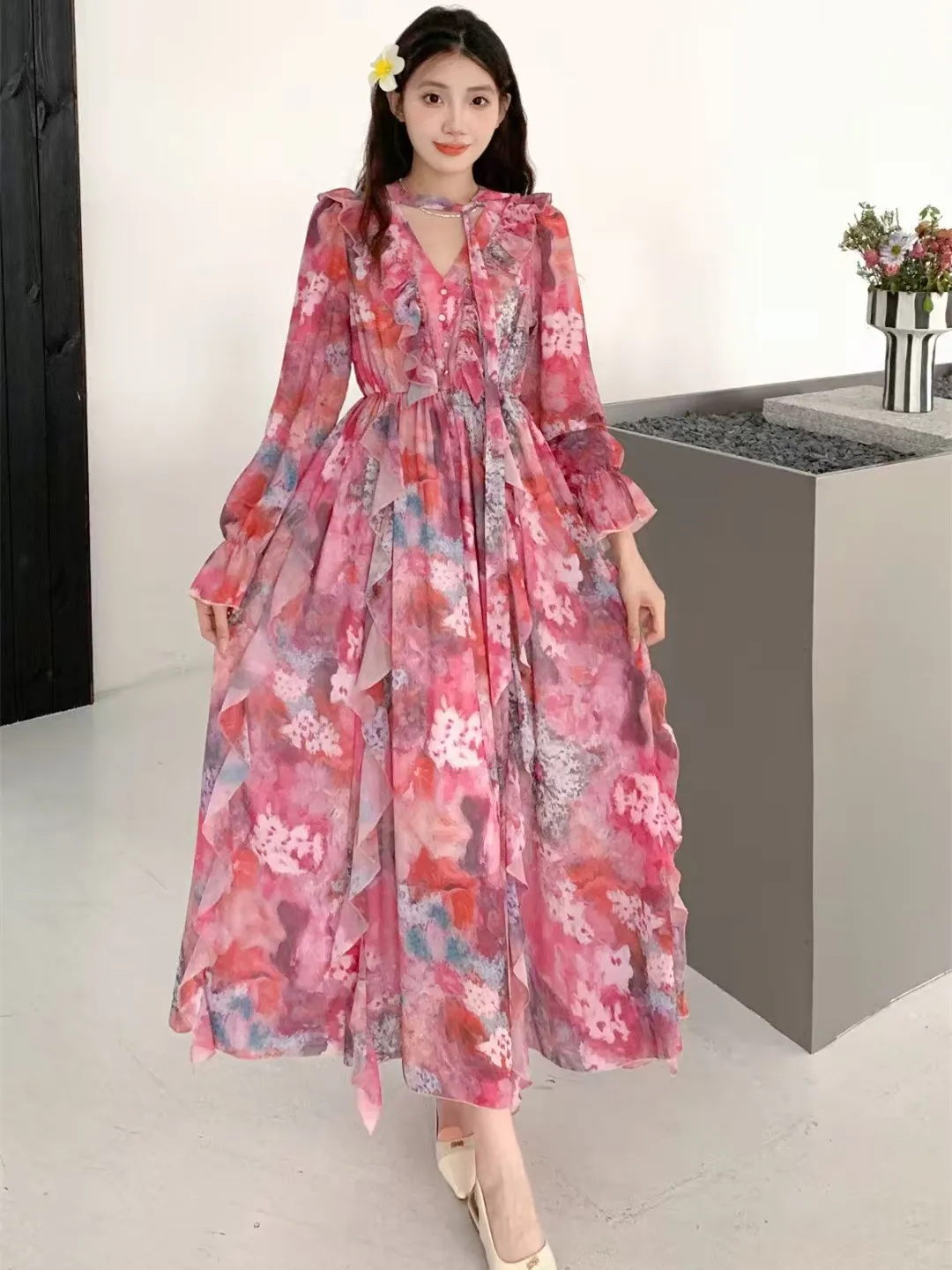

New Spring Autumn Women Lace-up V-Neck Long Sleeve Slim Long Dress High Quality Sweet Ruffles Patchwork Floral Chiffon Dress