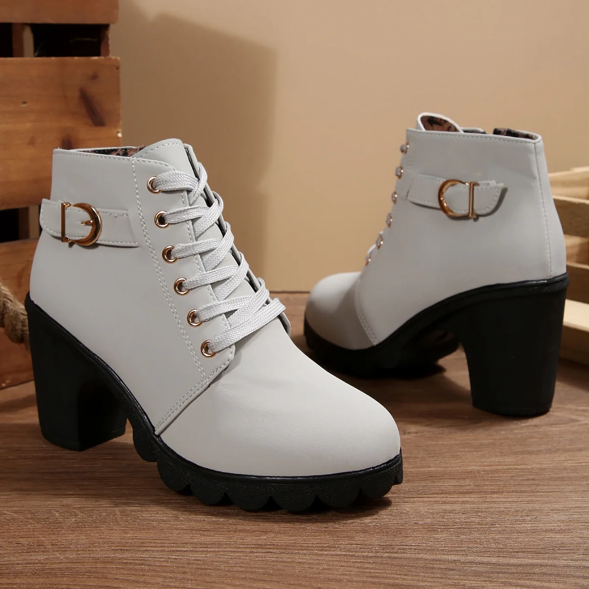 

New fashionable high-heeled side zipper single boots with belt buckles, chunky ankle boots, round-toe lace-up and bare boots