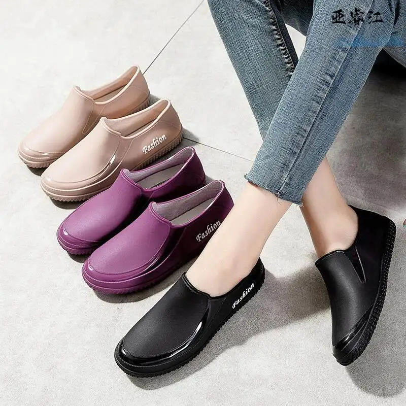 

Fashionable Spring Autumn Women's Low Cut Rain Boots Flat Bottom Kitchen Car Wash Work Shoes Waterproof Non-Slip PVC Boots
