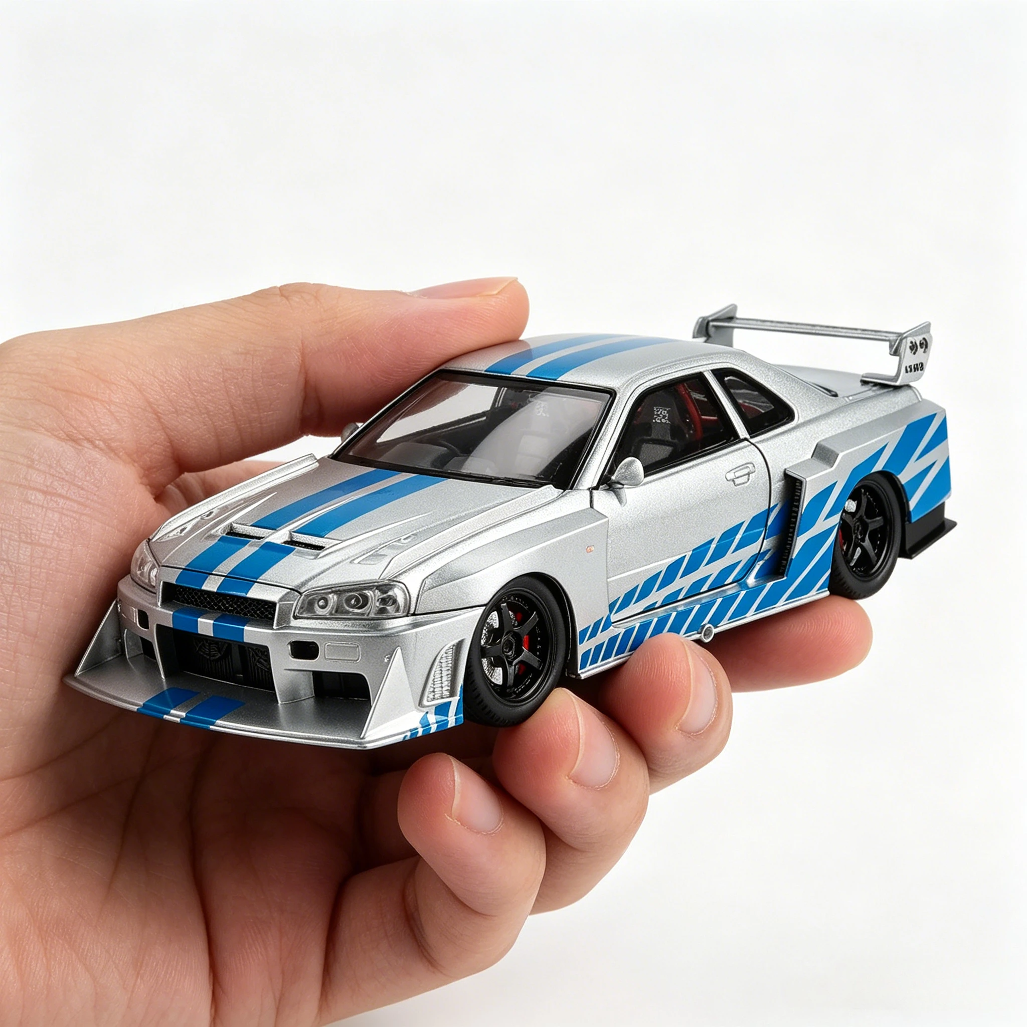 

1:24 GTR Alloy Car Model Sound and Light Pull Back Toy Collectibles Birthday gift