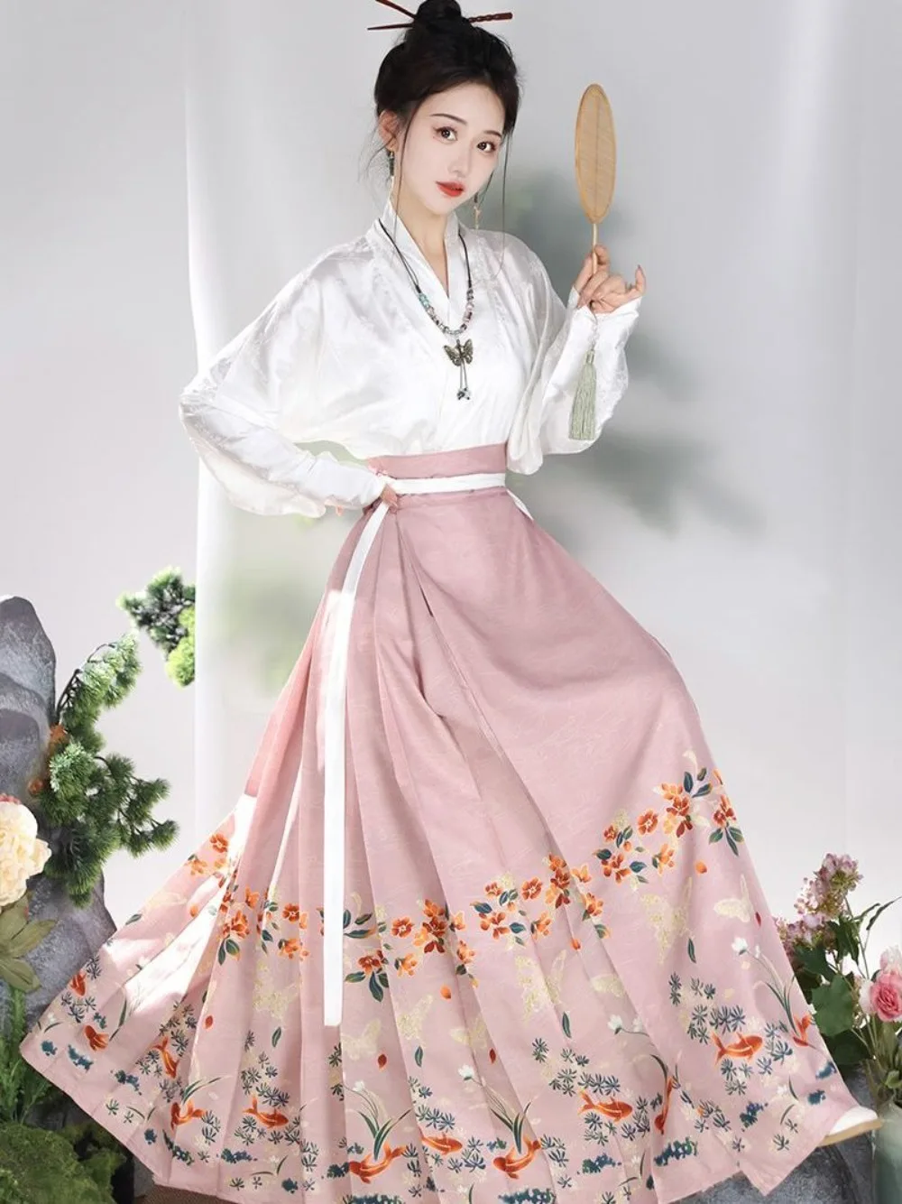 

Оригинальный комплект Hanfu — юбка Ming Ma Mian с модифицированными рукавами династии Сун, элегантный новый наряд в китайском стиле, повседневная одежда для женщин