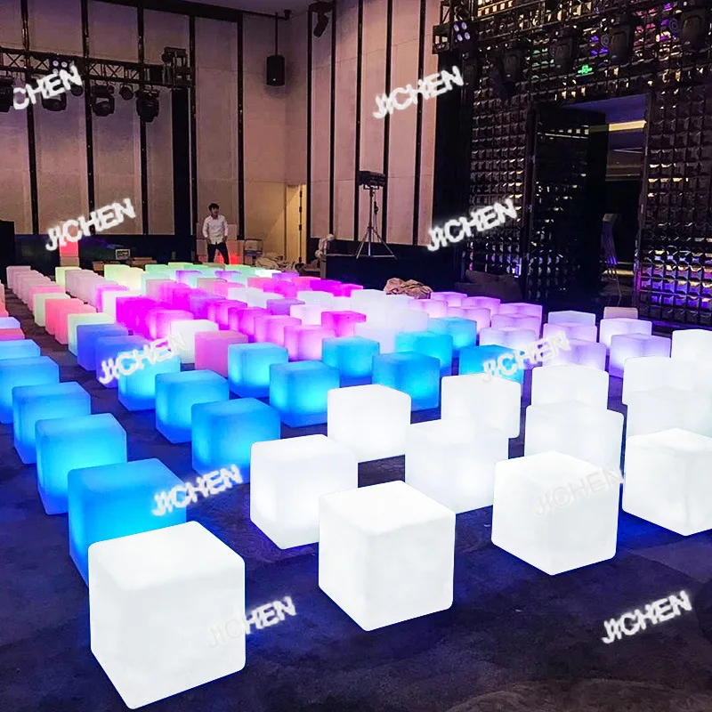 เก้าอี้สตูลทรงลูกบาศก์เรืองแสง LED สำหรับกิจกรรมกลางแจ้ง เก้าอี้สี่เหลี่ยมสำหรับบาร์ เก้าอี้นั่งบาร์ เก้าอี้สำหรับงานแสดงสินค้า เก้าอี้พักผ่อน เก้าอี้เรืองแสงแบบประกอบได้