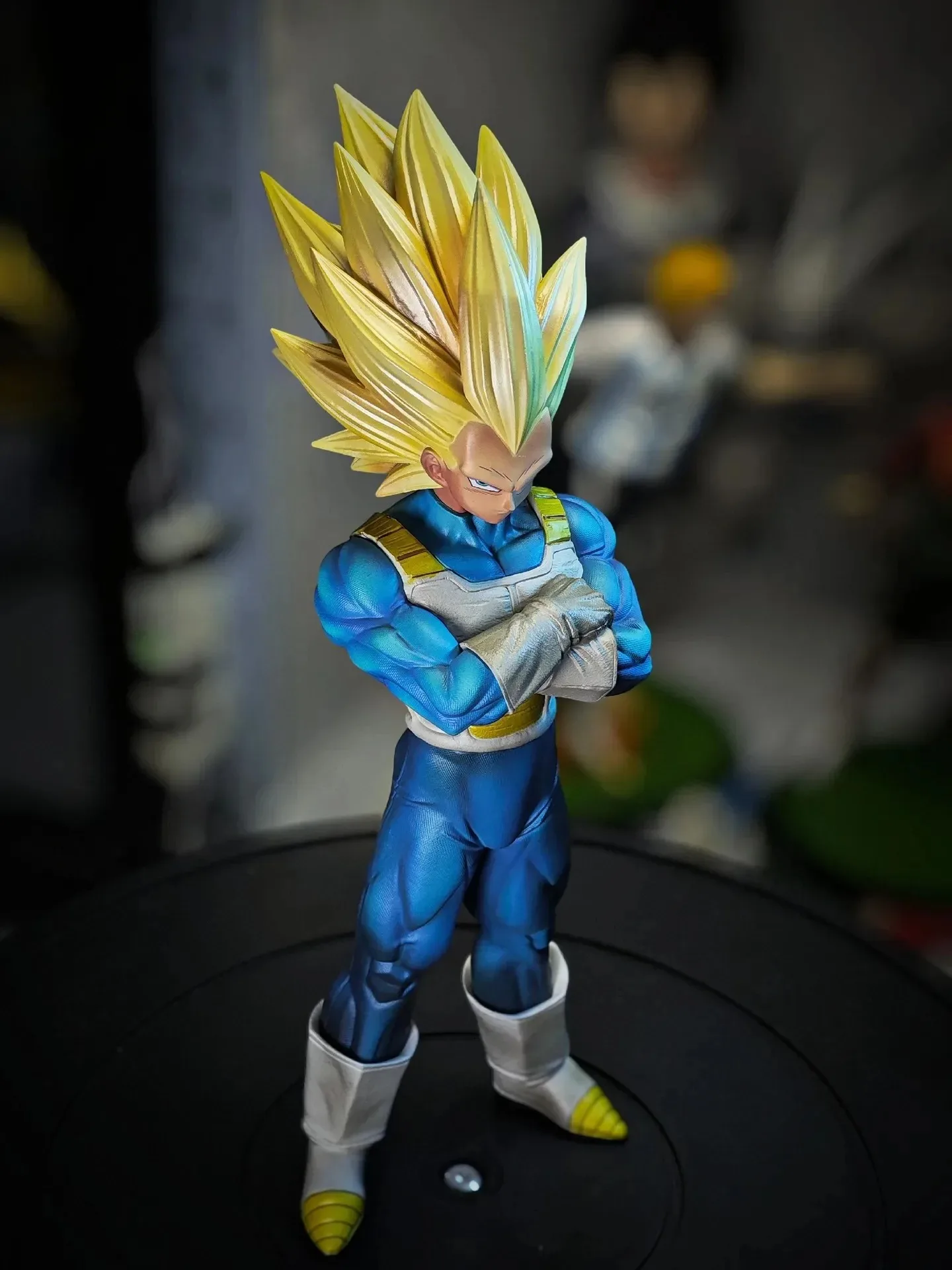 

VF In stock 33cm Dragon Ball Z SSJ3 Vegeta Model Super Saiyan 3 Vegeta Action Figure Statue Collectible Model Toy Gift