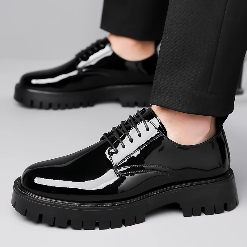 Men's leather shoes Classic Business Gentleman Quality Style Office or work adult suit Thick soled New Black Dress Versatile