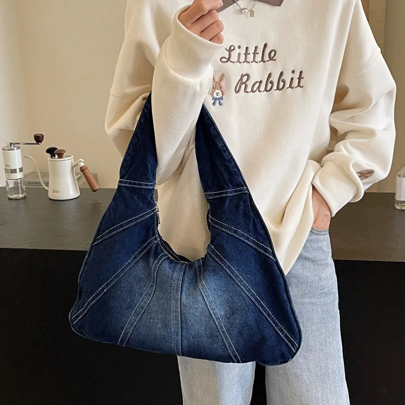 

Lightweight Casual Shoulder Bag for Women in Striped Patchwork Denim - Large Capacity with Zipper Closure, Perfect for Daily Use