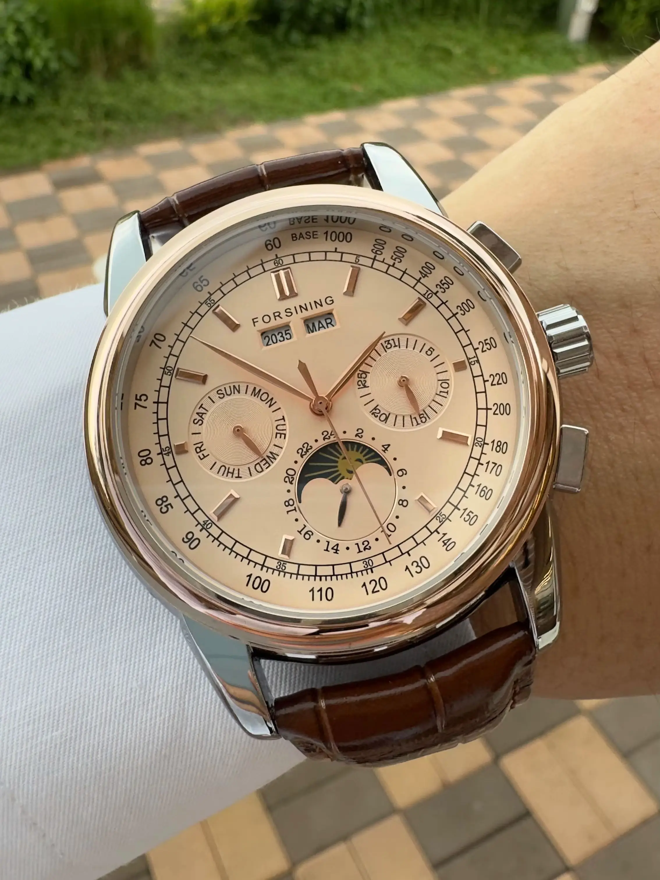 Forsining Classic Mens Watches Top Brand Luxury Moon Phase Calendar Automatic Mechanical Watch for Men Leather Strap Wristwatch