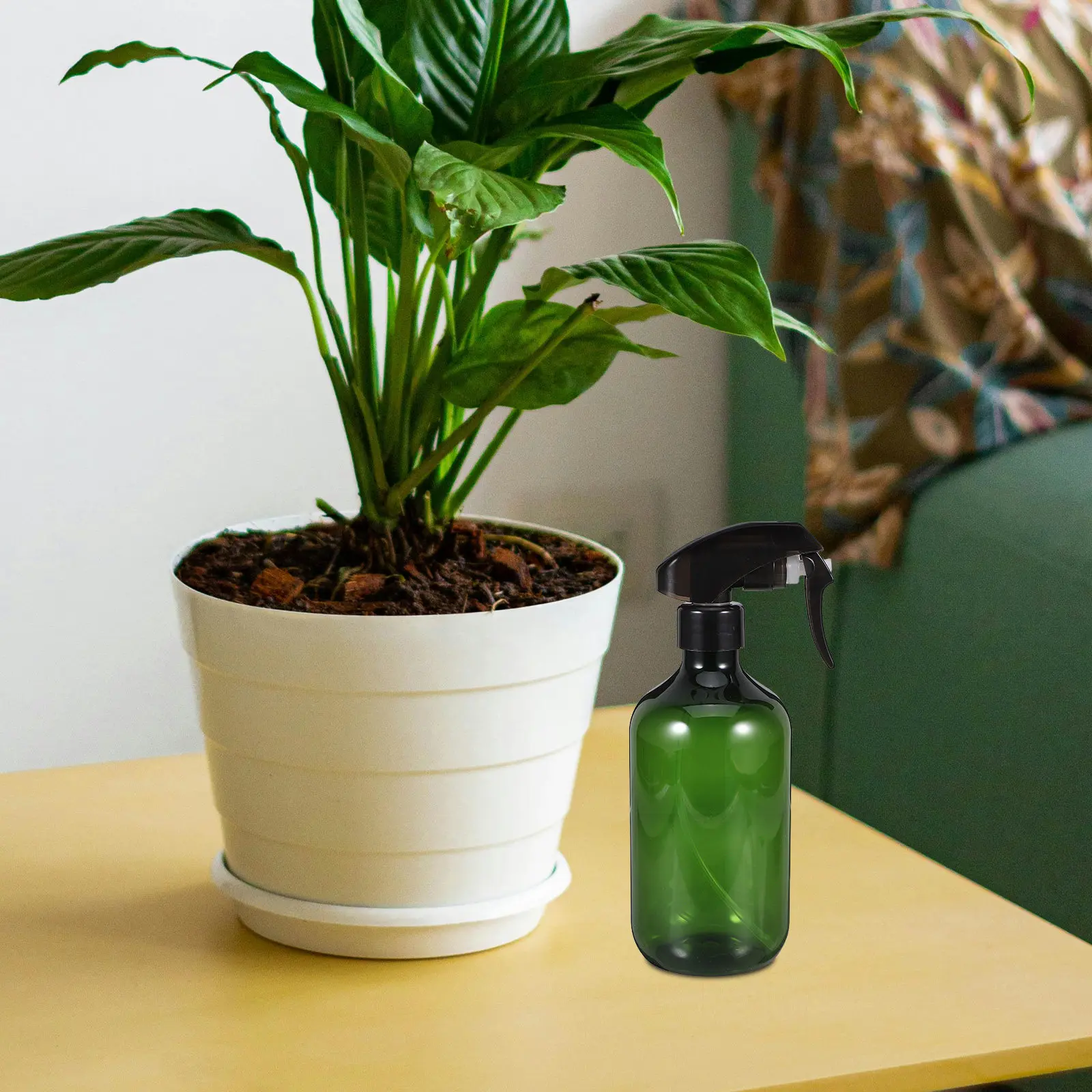 2Pcs 500Ml Pet Refillable Spray Bottles Fine Mist Sprayer for Plants Garden Cleaning Travel Home Use Portable Misting Spray