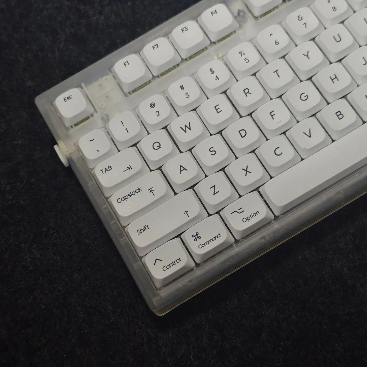 ロープロファイルキーキャップ 109キー Appleスタイルキーキャップ ダブルショットPBTキーキャップ MXスイッチ対応 60% 65% 75% ゲーマー向けメカニカルキーボードキャップ