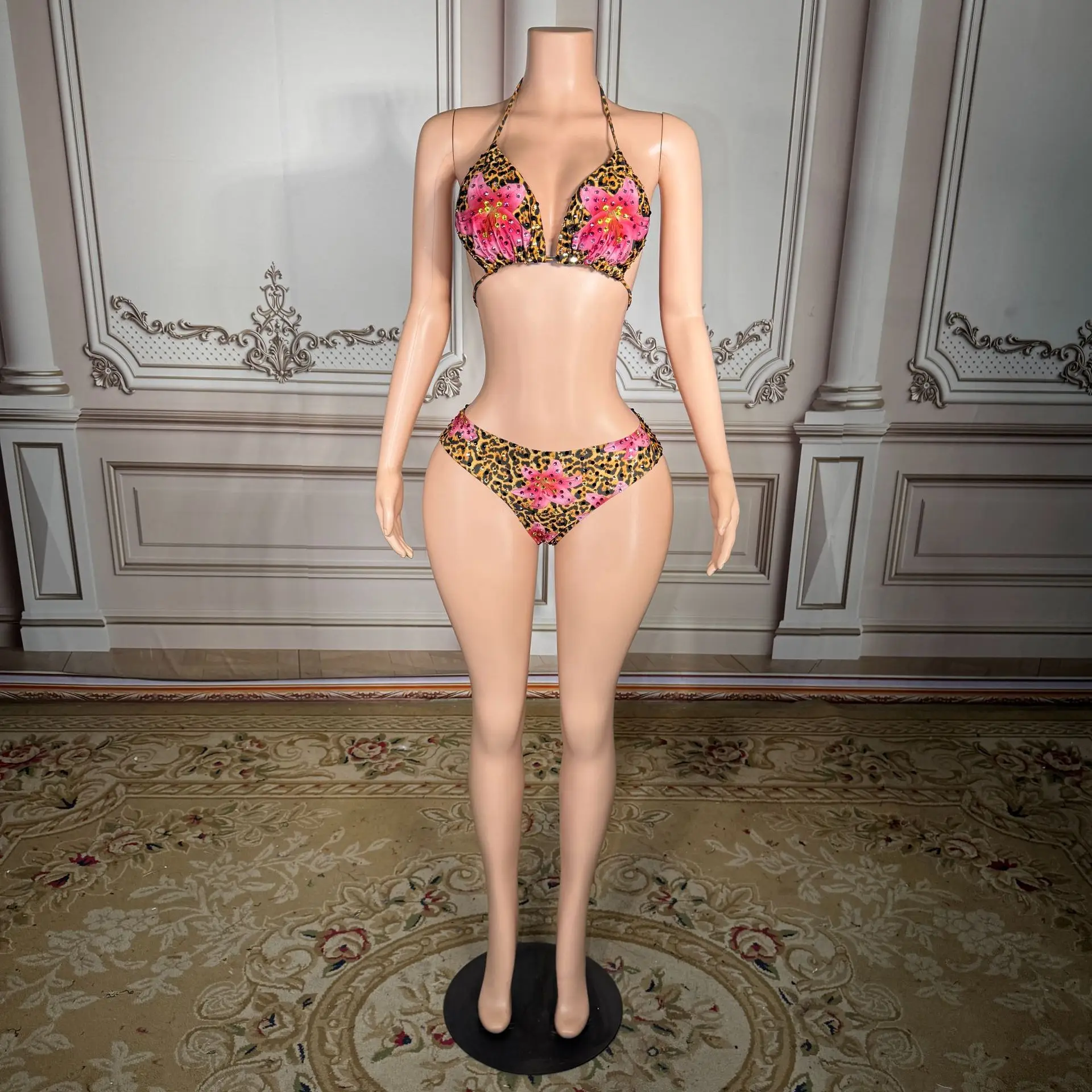 2026 New Style Women's European-style Sexy Swimsuit Leopard Print Floral Bikini Net Silk Skirt Three-Piece Beach Swimsuit