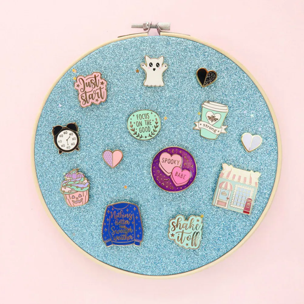 Sky-Blue Round Brooch Banner Canvas Glitter Hanging Pin Display Wall Decoration Party Wedding Pin Collection Display Board