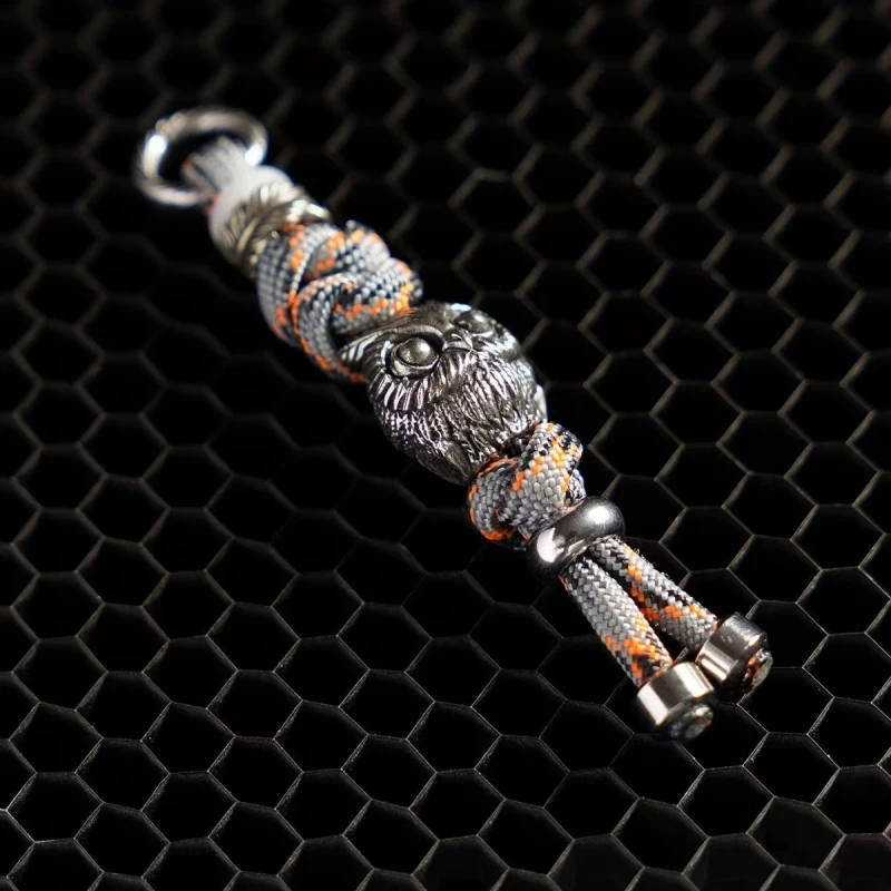 Hand knitting Brass Keychains ,Woven Rope Car Key Ring, Engraved The owl Statue, Outdoor Backpack Key Buckle Men Small Trinket
