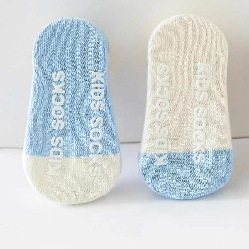 Calzini da pavimento per bambini Calzini da barca sottili antiscivolo per bambini traspiranti primaverili, autunnali ed estivi Calzini corti in cotone per ragazze e ragazzi