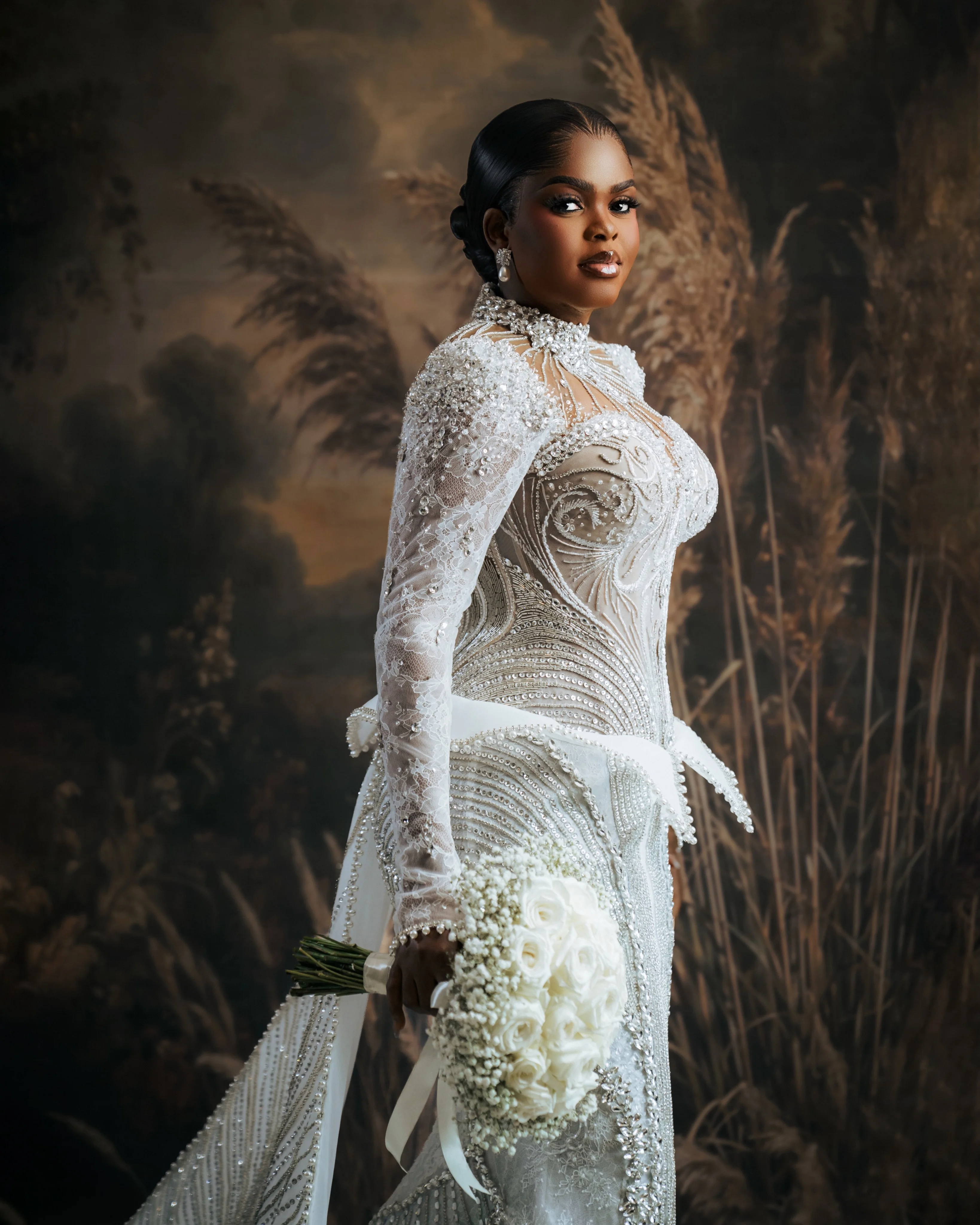 Gorgeous Mermaid Wedding Dresses Long Sleeves Beads Sequins Appliques Lace Bridal Gown Backless Sweep Train Prom Gown Customized