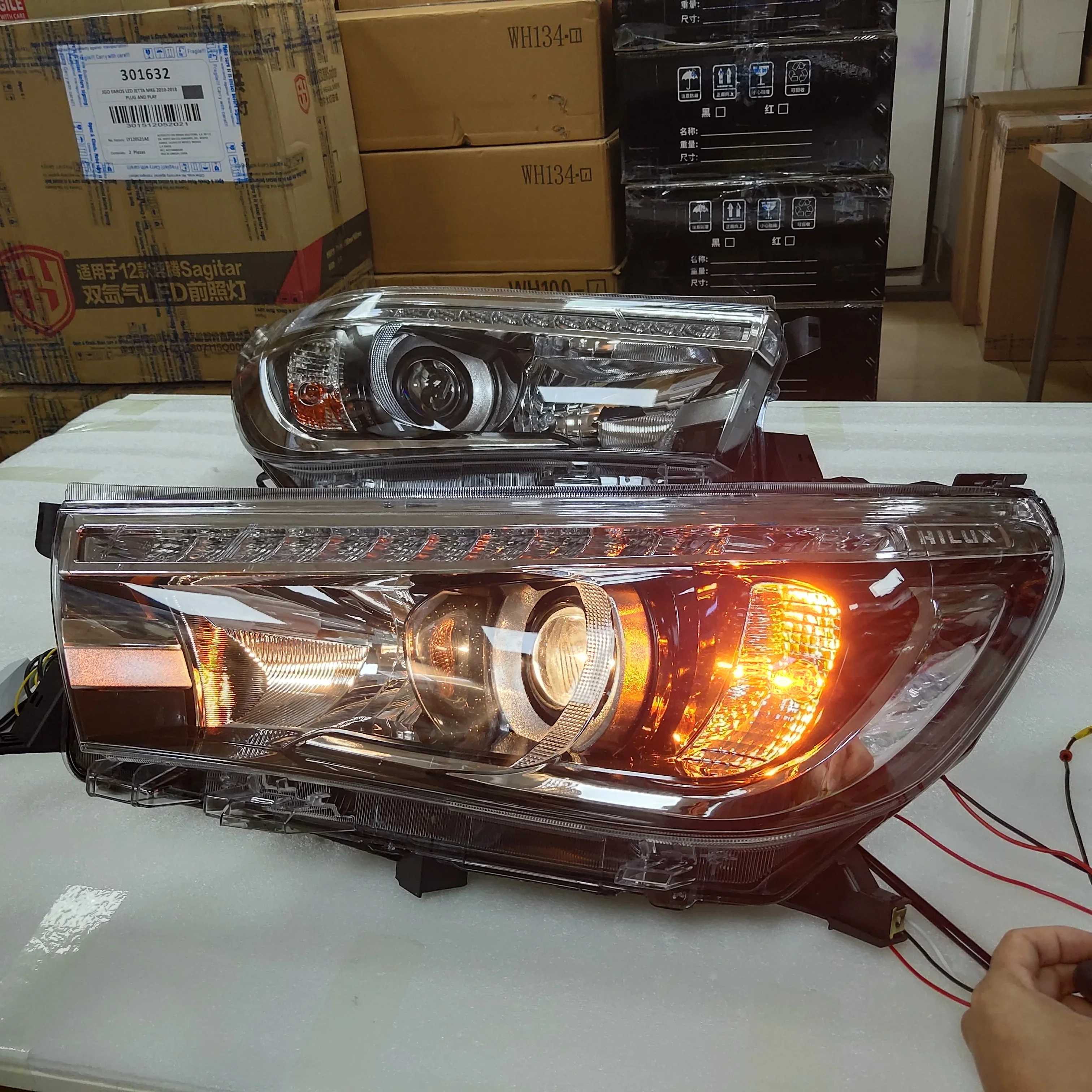 2015-2016 Year For TOYOTA For HILUX VIGO Hilux Revo Headlights Head Lamp Black Housing SN