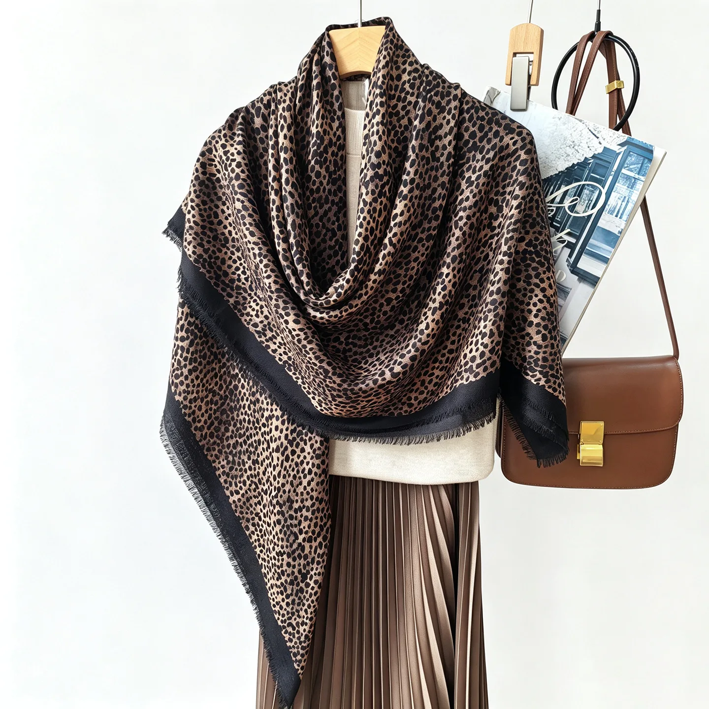 Echarpe-en-laine-100-a-imprime-leopard-pour-femmes-grand-chale-a-franges-doux-et-chaud-motif-animal-couvre-cou-cape-d'epaule-140-x-140-cm
