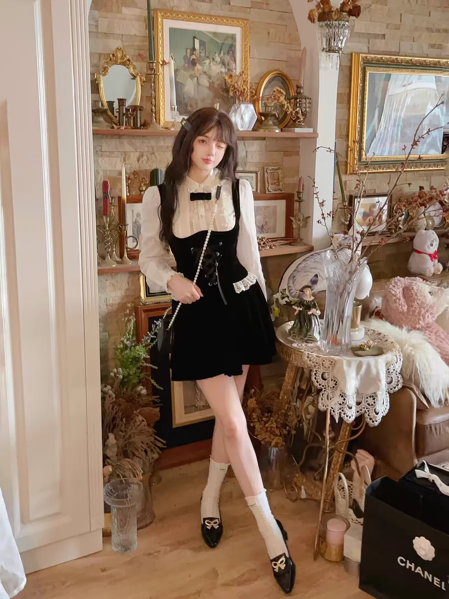 Princess sweet lolita bobon21 Autumn Winter Maillard Velvet French style shape-flaunting Pleated Strap lace Dress D2282