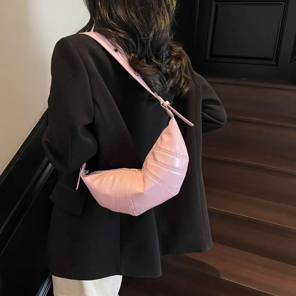 Süße silberne Croissant-Tasche, Retro-Umhängetasche, PU-Knödel-Tasche, einfarbig, koreanischer Stil, Umhängetasche für Mädchen