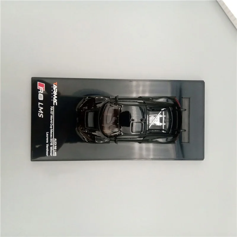 1:64 Scale R8 LMS Simulation Alloy Car Model Ornaments