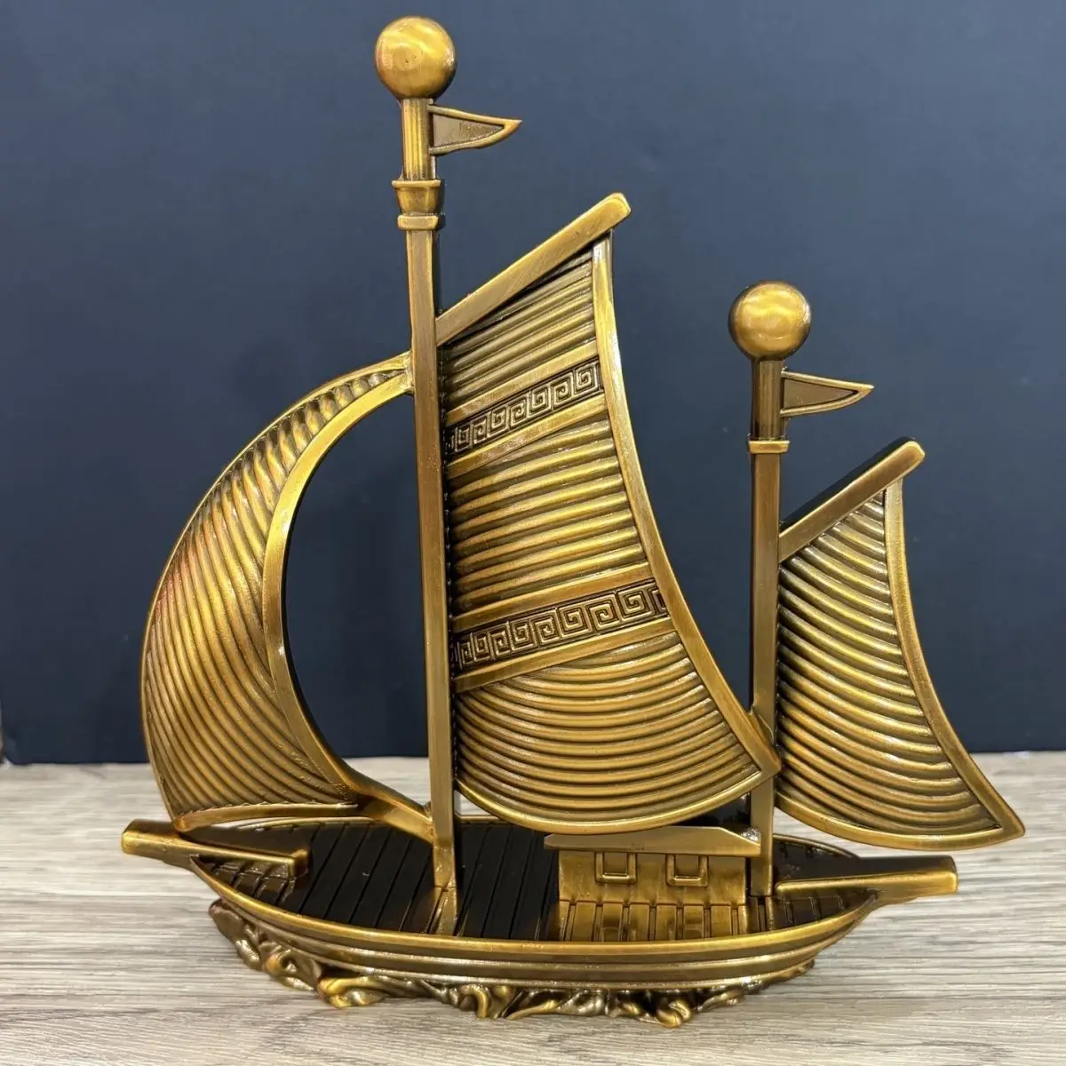Brass smooth sailing home sailing crafts living room office desktop decoration tea pet wine cabinet ornament