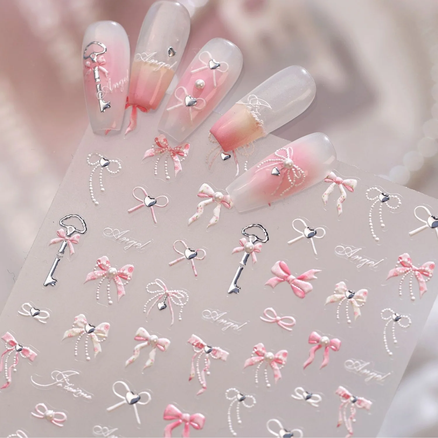 Romantische Vintage Nagelkunst-Aufkleber 5D Farbverlauf Rosa Weiß Schleifenband Antiker Schlüssel Engel Mini-Edelstein Schleife Nagelkunst-Sticker Zubehör