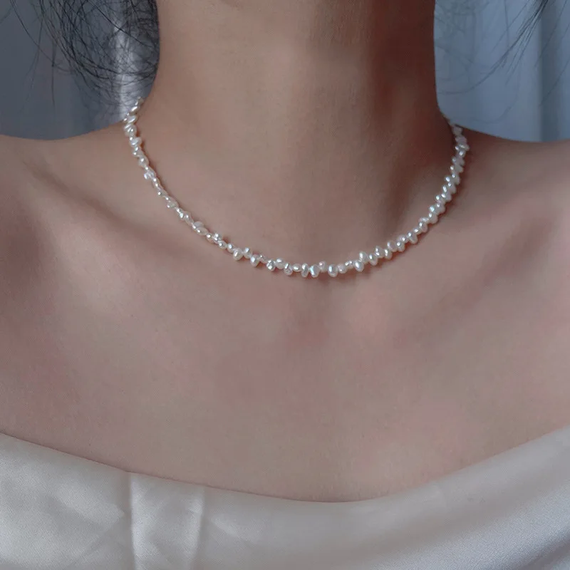 

Freshwater pearl beaded retro ins niche versatile collarbone chain light luxury high-end temperament necklace