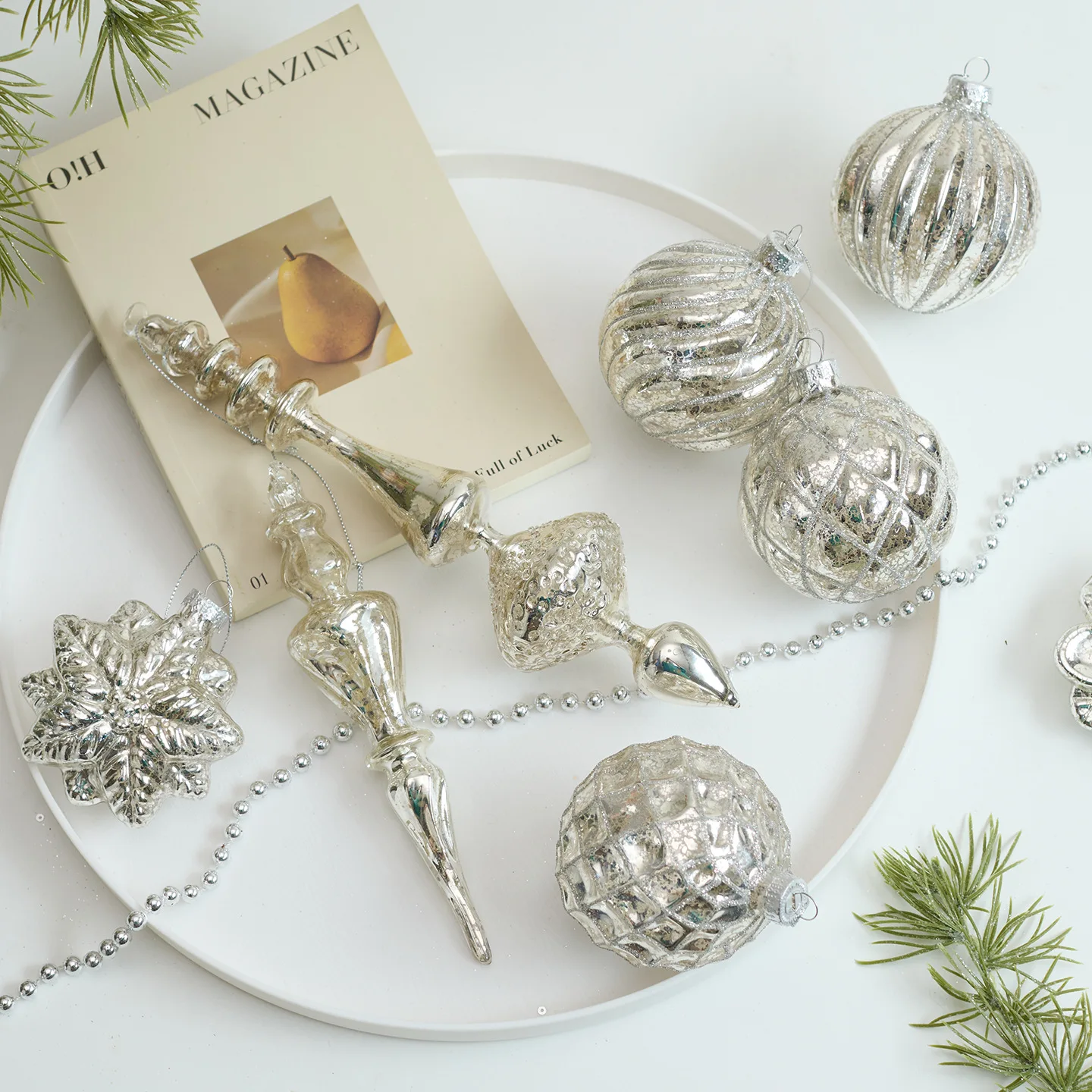 

1/2/3/4Pcs Christmas Decorations Glass Christmas Ball Set with Unique Shaped Ornaments for Christmas Tree Hanging Decorations