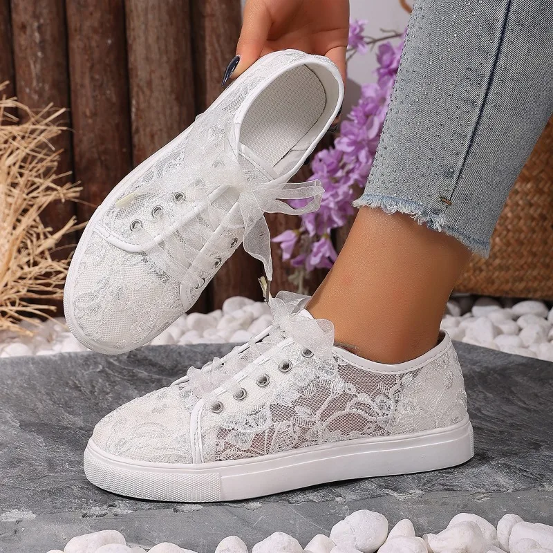 2026 New Mesh Lace Breathable Women's Sneakers Lightweight Comfort Loafers Fashion Solid Casual Women Shoes Tenis De Mujer