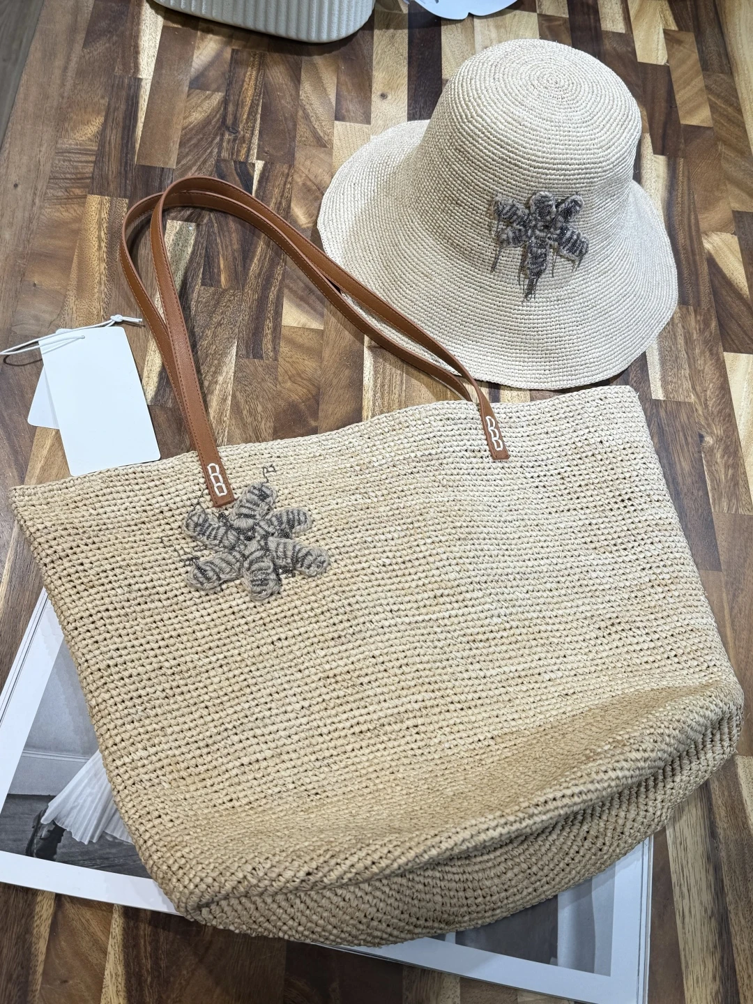 New High Quality Fashion Raffia Bag + Hat For Women In Spring And Summer