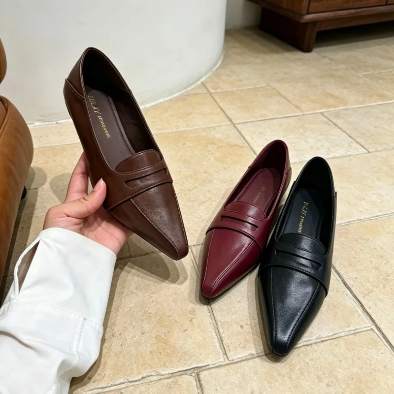 Pointed Toe Loafers Women's Soft Leather Temperament Slip-on Single Shoes