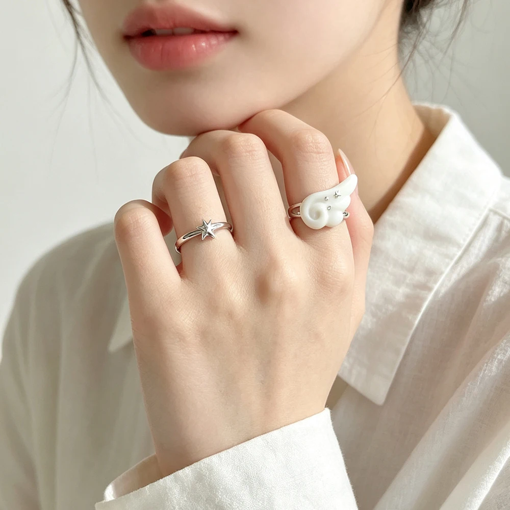 2Pcs White Angel Wing Star Open Ring Set Y2K Sweet Cute Hollow Star Adjustable Finger Rings Harajuku Kawaii Gift for Women