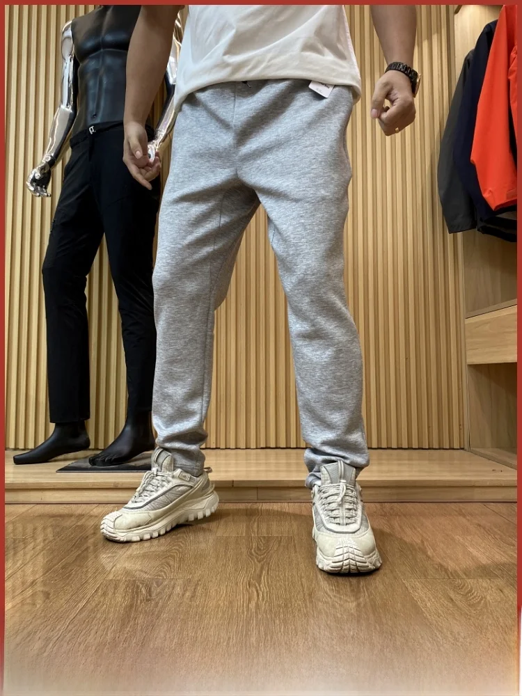 

Уличные мужские повседневные брюки с эластичной резинкой на талии, однотонные универсальные спортивные штаны с цветочной текстурой, удобные дышащие брюки...