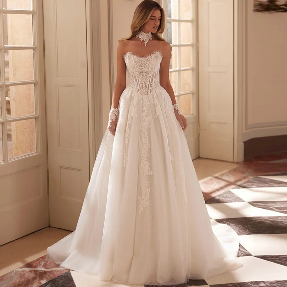 High Quality Tulle A-Line Customized Robe de mariée Delicate Lace Strapless Wedding Dress Exquisite Appliques Vestido De Novia