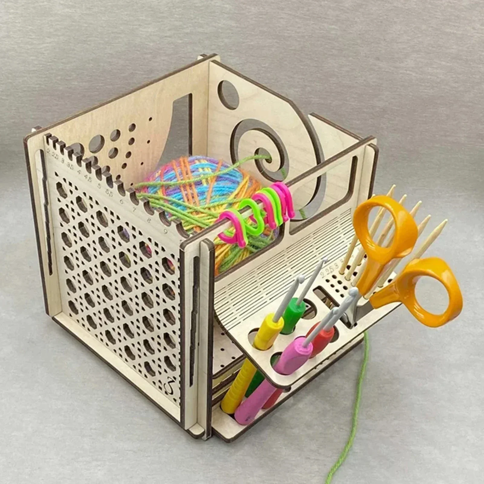 DIY All-in-one Wooden Yarn Bowl Crochet Organizer Storage Holder Wooden Yarn Dispenser Knitting Bowl for Knitting Crochet