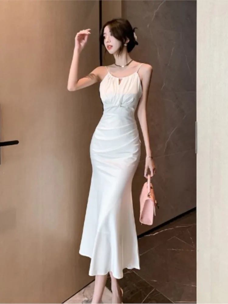 

Backless Small Temperament Waist-Controlled Slimming Sheath Satin Fishtail Halter Spaghetti Straps Dress for Women